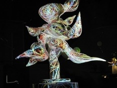 太郎作「樹人」へ投影