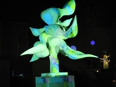 光が影が幻想を生み出す