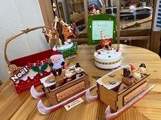 クリスマスに向けた商品(オルゴール)