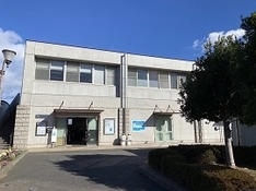 ⑷せせらぎ館  入ってすぐ「たまずん」がいる