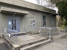 ⑺登戸資料館・看板が無く入るのを迷う