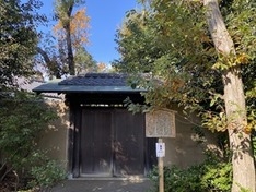 ⑵国宝茶室「如庵」(模造)