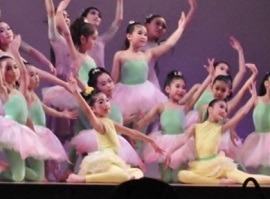 フィナーレを飾った小学生のダンス